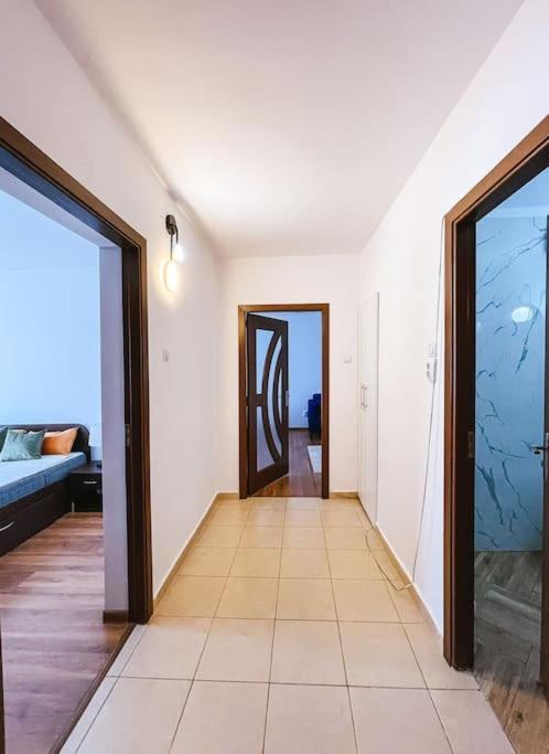 Quickspace Modern Concept Bucureşti Exterior foto